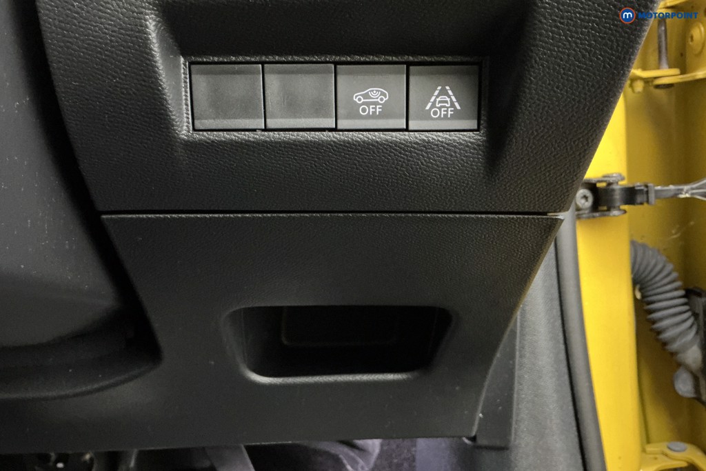 Used Peugeot 208 2021 for sale - 77033880: Photo 31