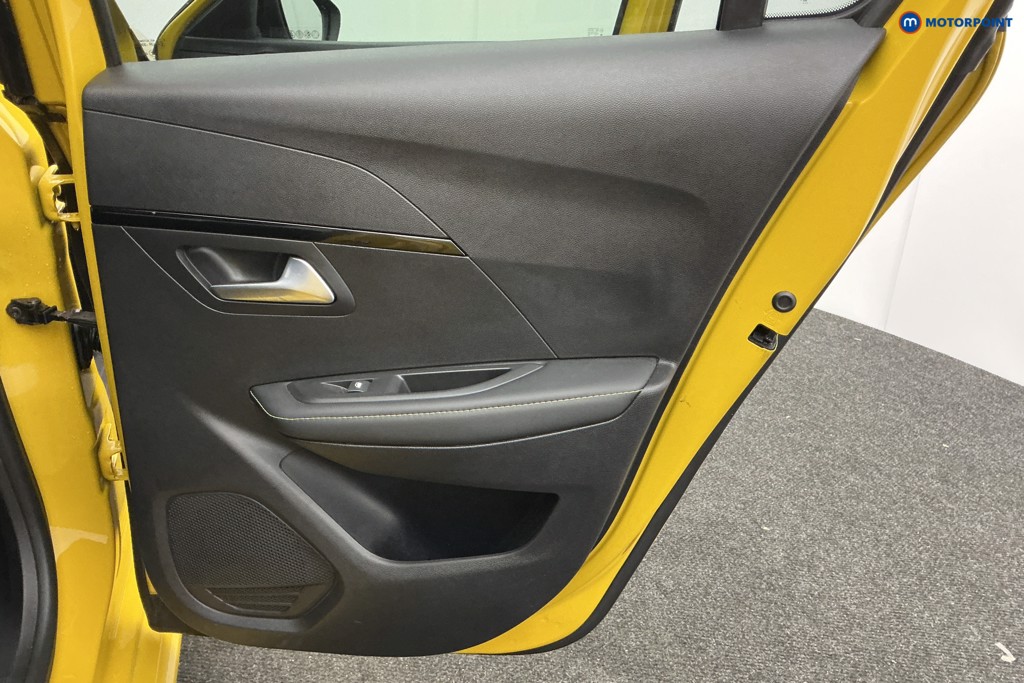 Used Peugeot 208 2021 for sale - 77033880: Photo 34