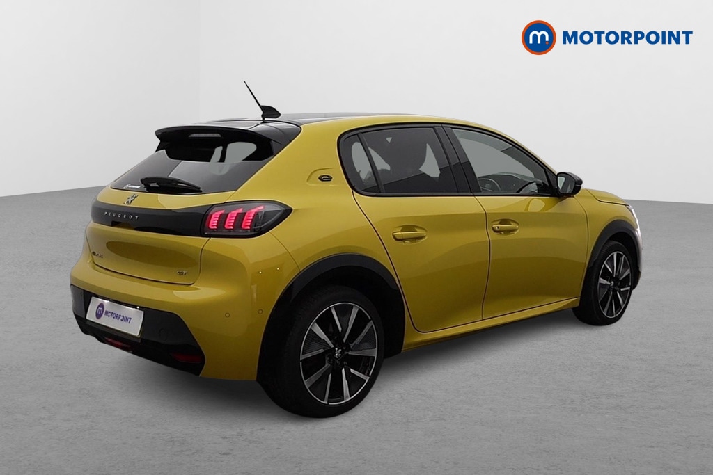 Used Peugeot 208 2021 for sale - 77033880: Photo 7