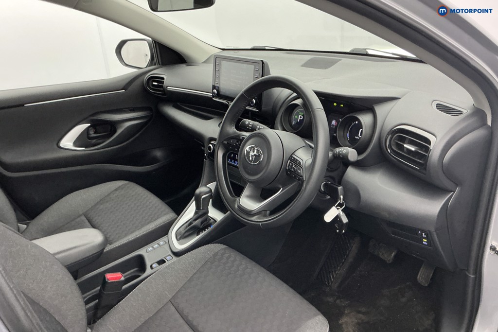 Used Toyota Yaris 2022 for sale - 77620096: Photo 17