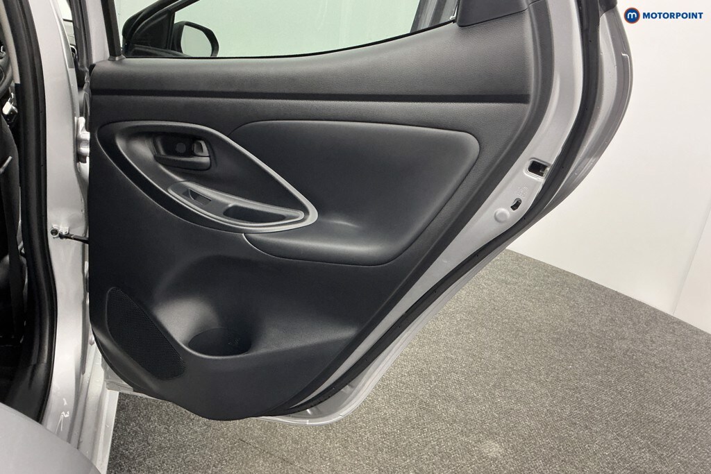 Used Toyota Yaris 2022 for sale - 77620096: Photo 35