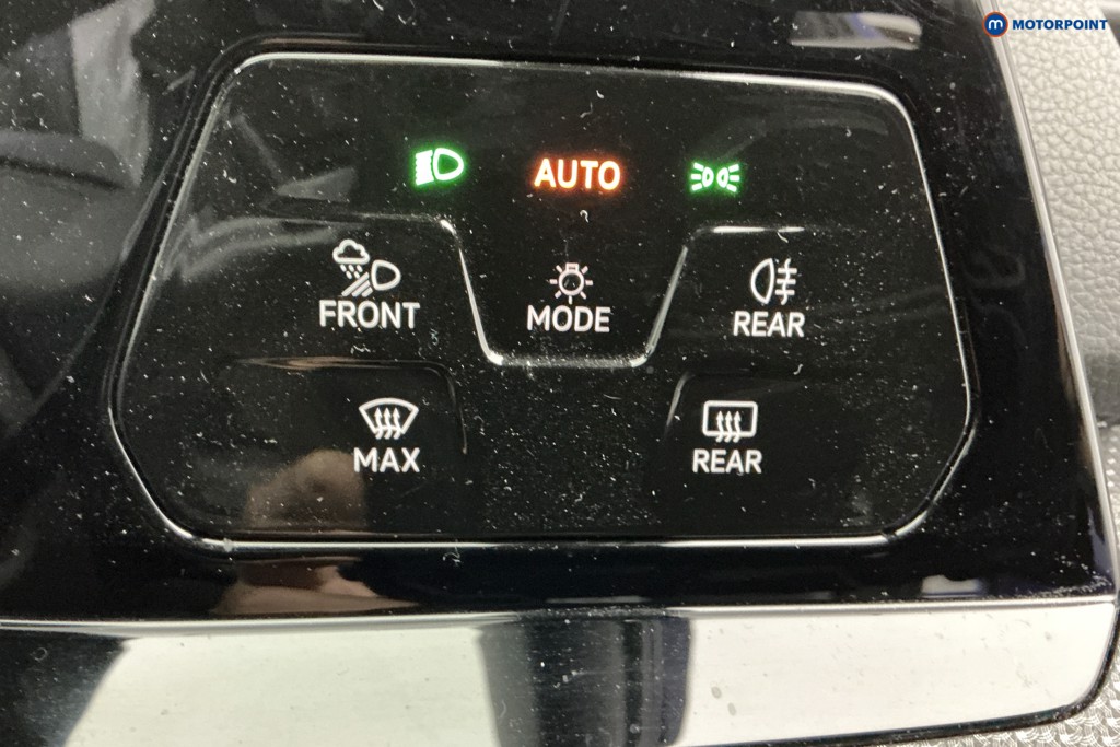 Used Volkswagen Golf 2024 for sale - 77023637: Photo 31