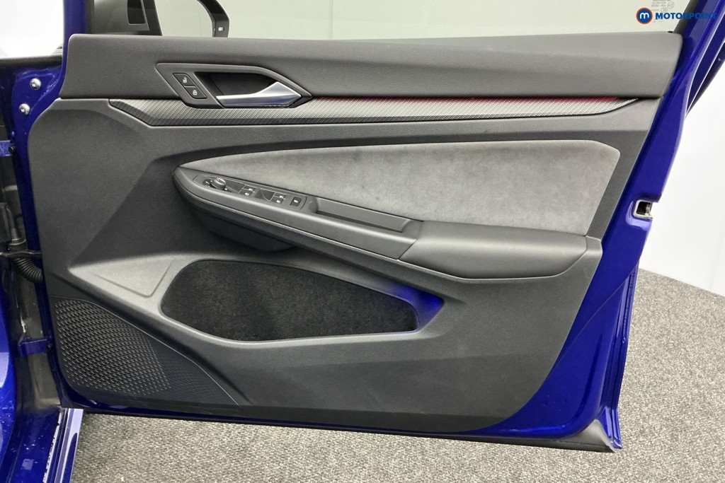 Used Volkswagen Golf 2024 for sale - 77023637: Photo 32