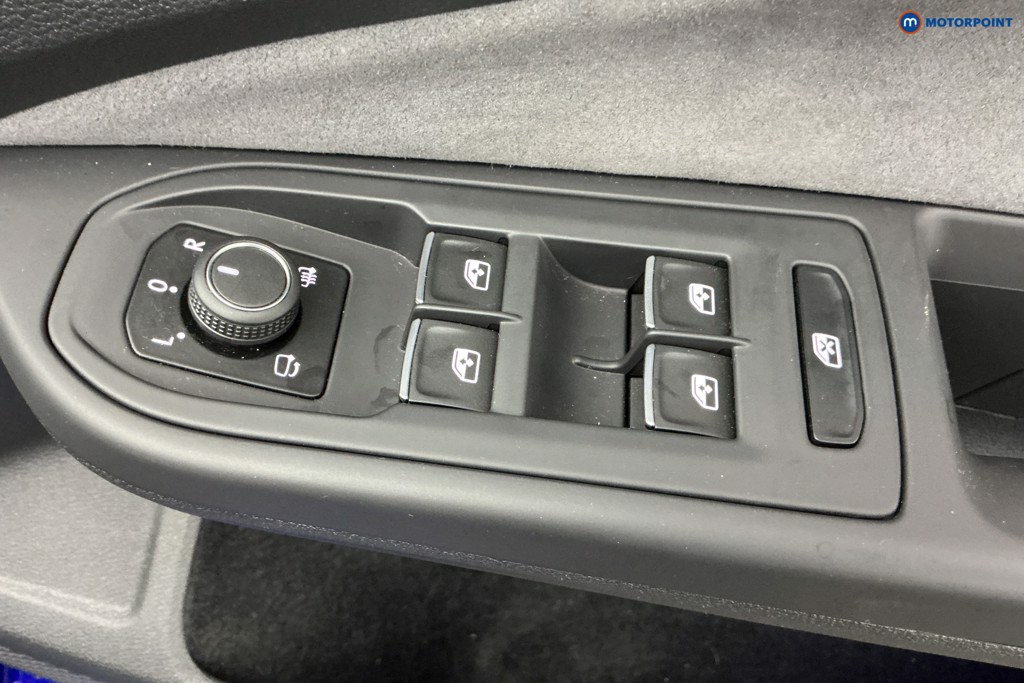 Used Volkswagen Golf 2024 for sale - 77023637: Photo 33