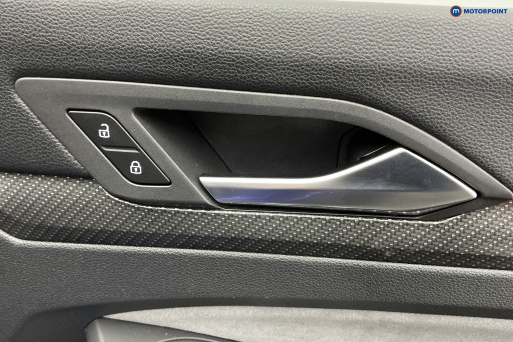 Used Volkswagen Golf 2024 for sale - 77023637: Photo 34