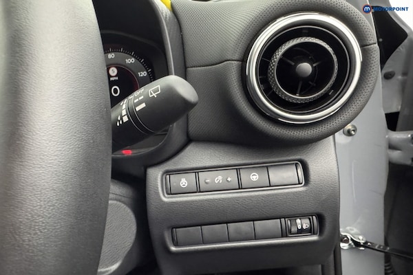 Used Nissan Juke 2025 for sale - 76184646: Photo 29
