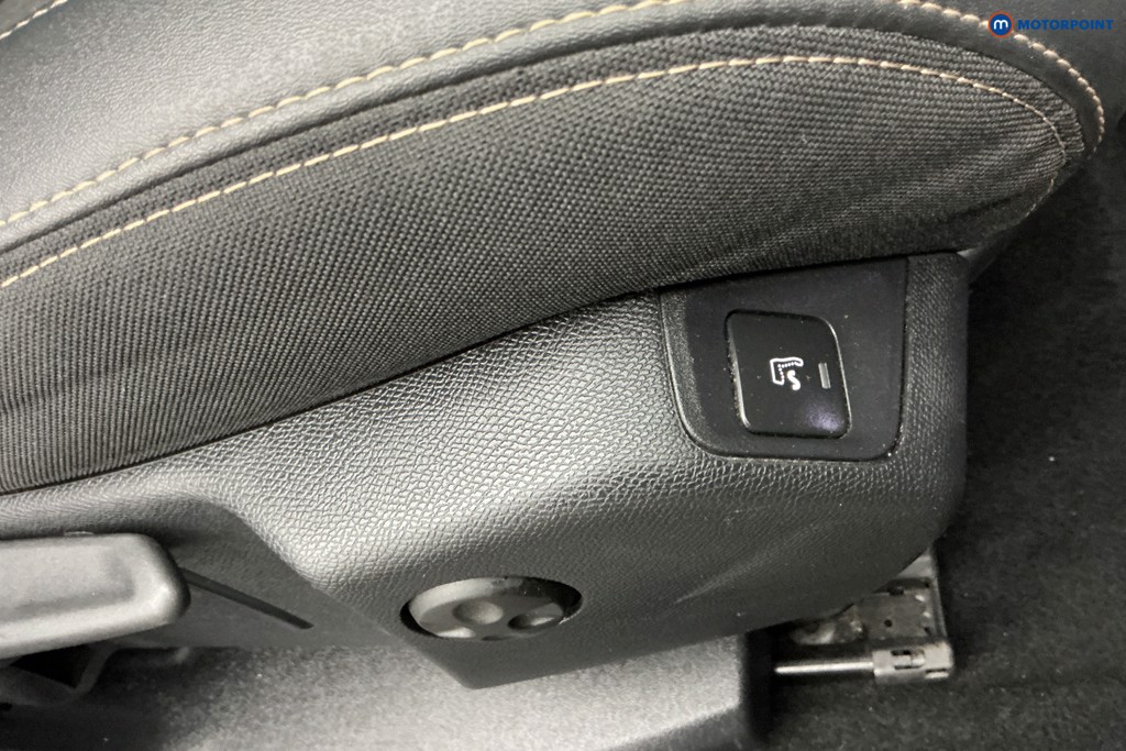 Used Peugeot 3008 2019 for sale - 77779240: Photo 36