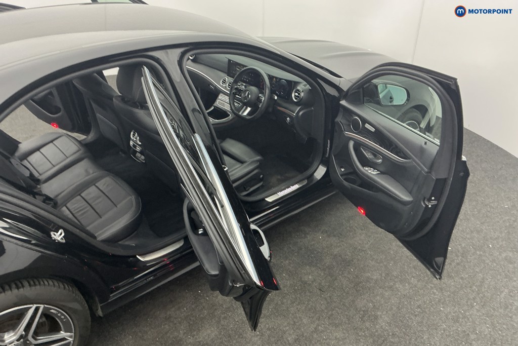 Used Mercedes-Benz E Class 2020 for sale - 77297605: Photo 14