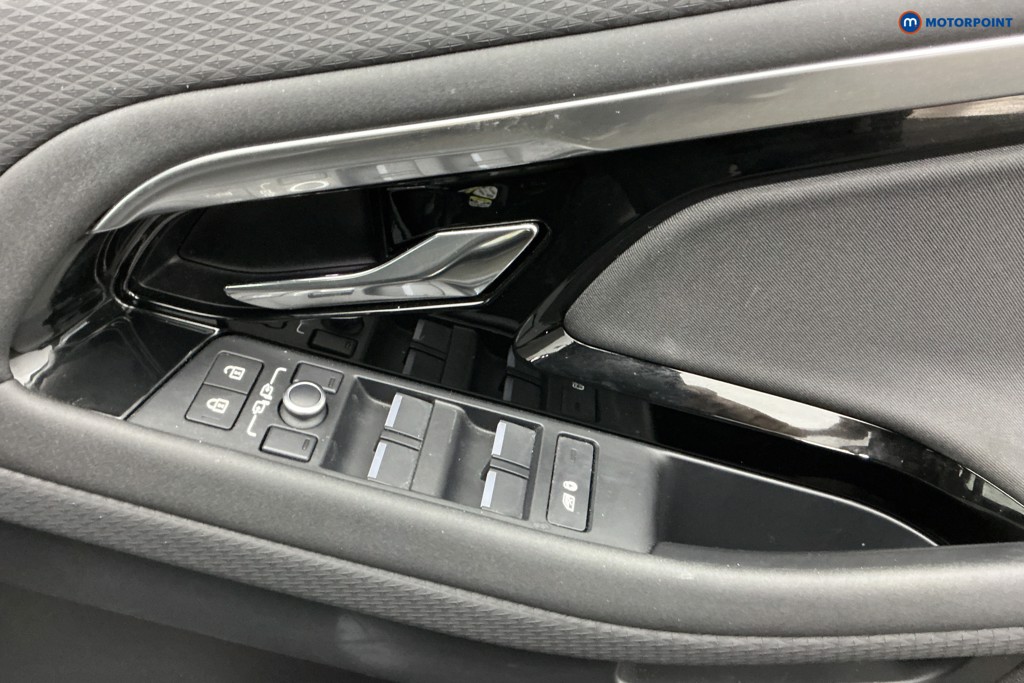 Used Land Rover Range Rover Evoque 2021 for sale - 77048163: Photo 32