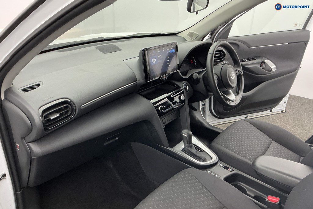 Used Toyota Yaris Cross 2024 for sale - 77830768: Photo 16