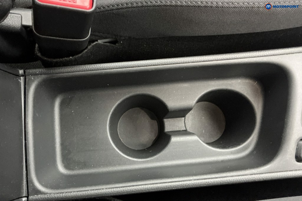 Used Toyota Yaris Cross 2024 for sale - 77830768: Photo 22