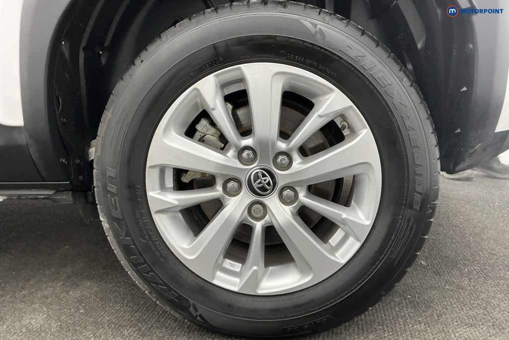 Used Toyota Yaris Cross 2024 for sale - 77830768: Photo 43