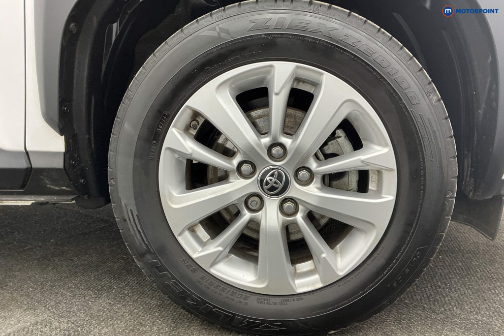 Used Toyota Yaris Cross 2024 for sale - 77830768: Photo 45