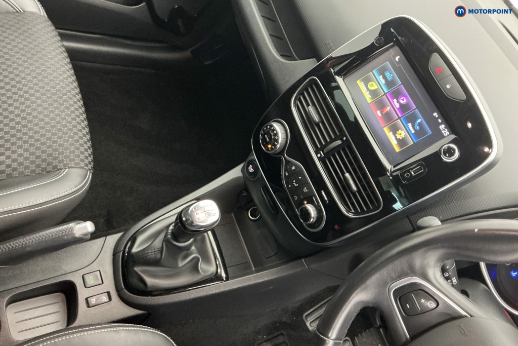 Used Renault Clio for sale - 77932169: Photo 27