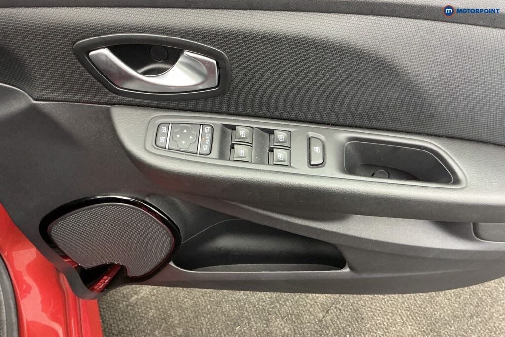 Used Renault Clio for sale - 77932169: Photo 35