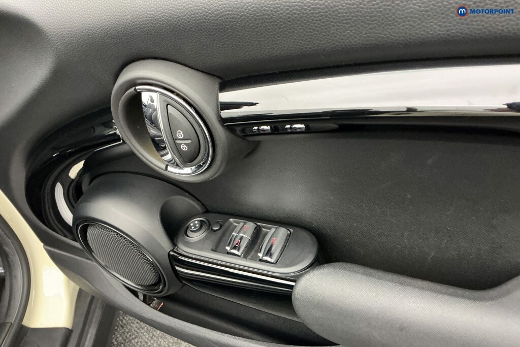 Used MINI Convertible 2020 for sale - 76263626: Photo 28