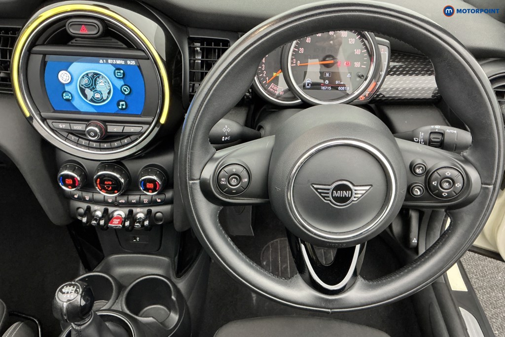 Used MINI Convertible 2020 for sale - 76263626: Photo 9