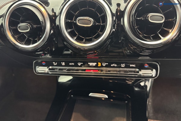 Used Mercedes-Benz A-Class 2018 for sale - 76127877: Photo 24