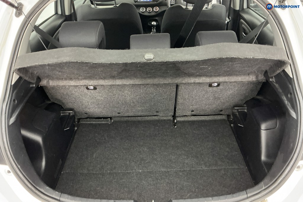 Used Toyota Yaris 2019 for sale - 76394595: Photo 11