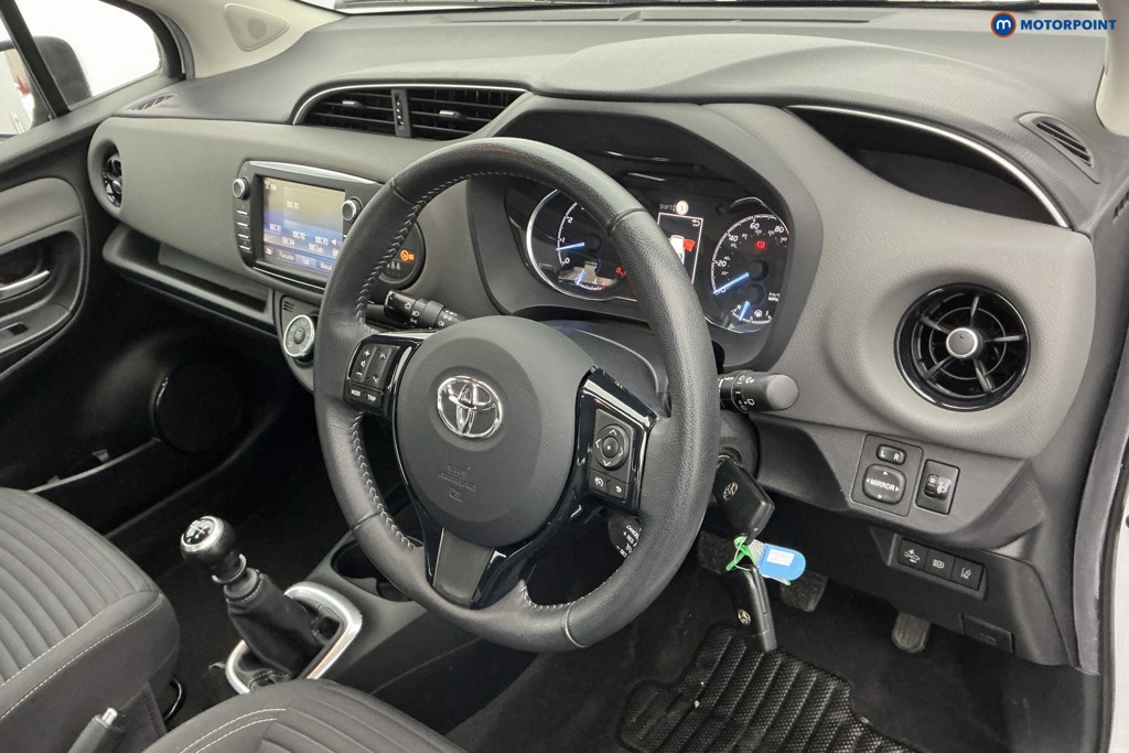 Used Toyota Yaris 2019 for sale - 76394595: Photo 15