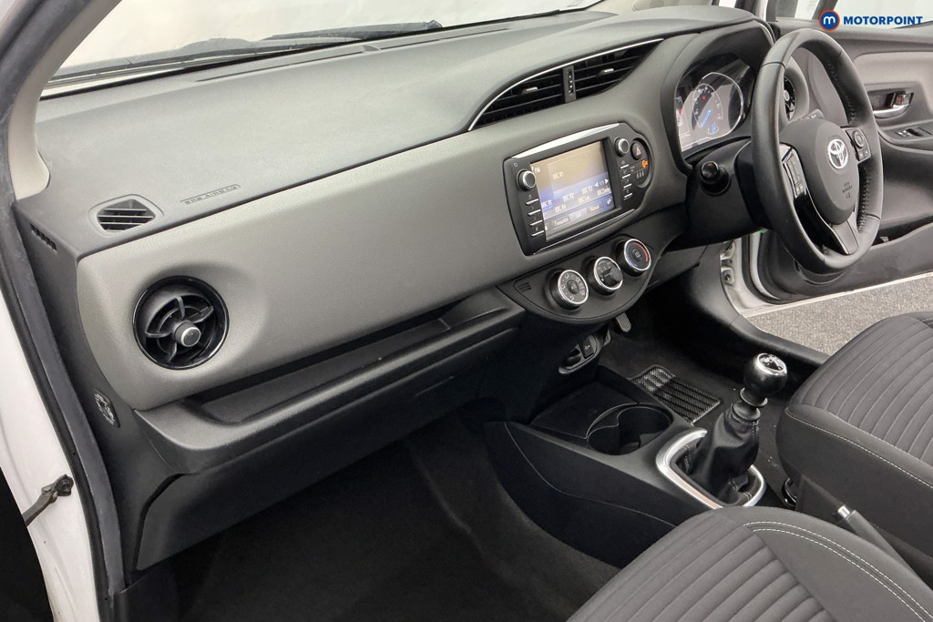 Used Toyota Yaris 2019 for sale - 76394595: Photo 16