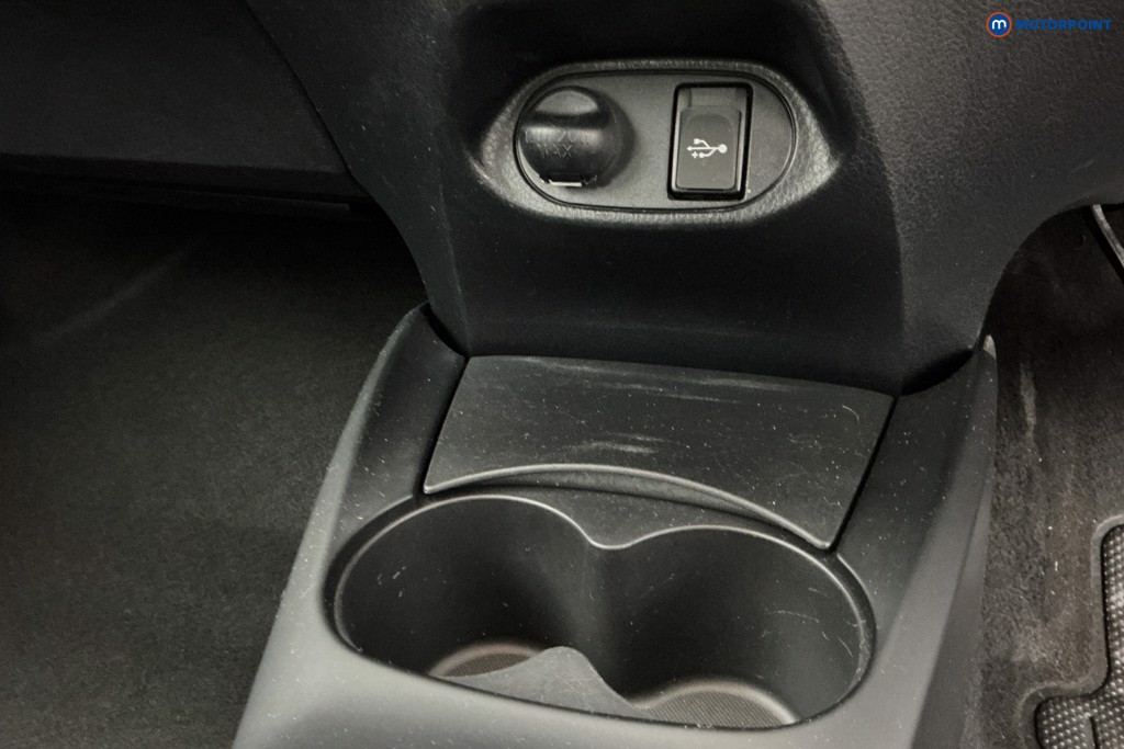 Used Toyota Yaris 2019 for sale - 76394595: Photo 22