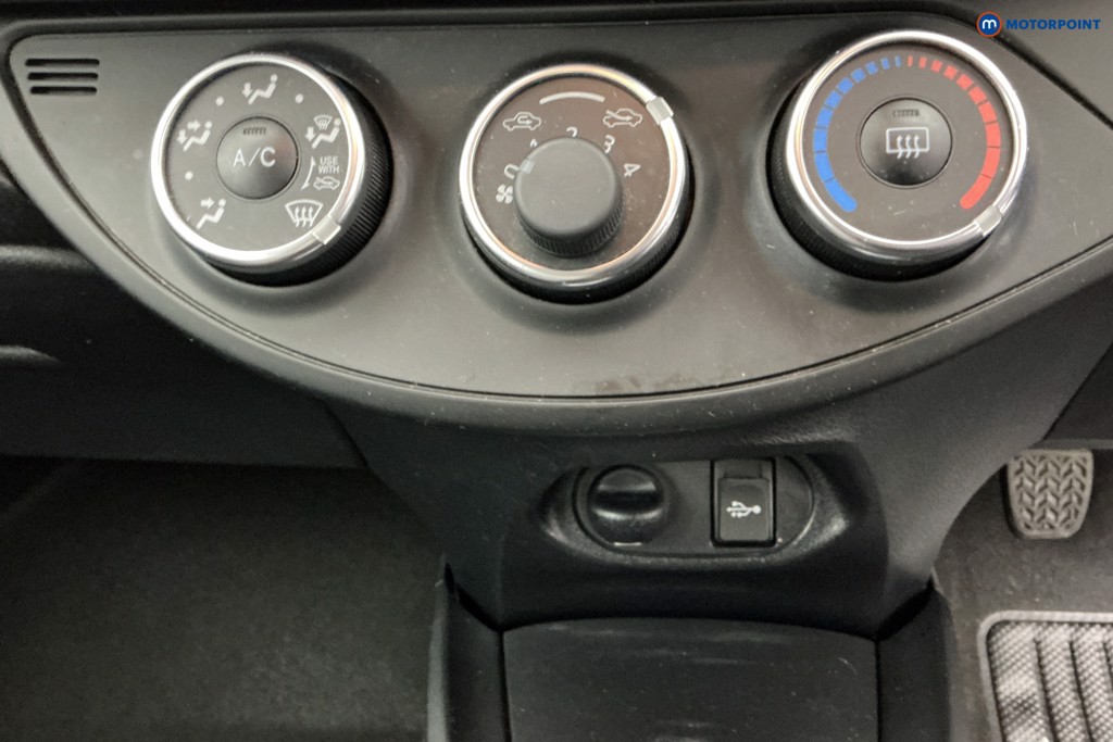 Used Toyota Yaris 2019 for sale - 76394595: Photo 23