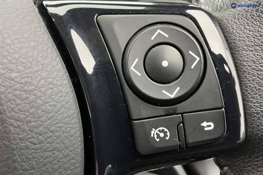 Used Toyota Yaris 2019 for sale - 76394595: Photo 26