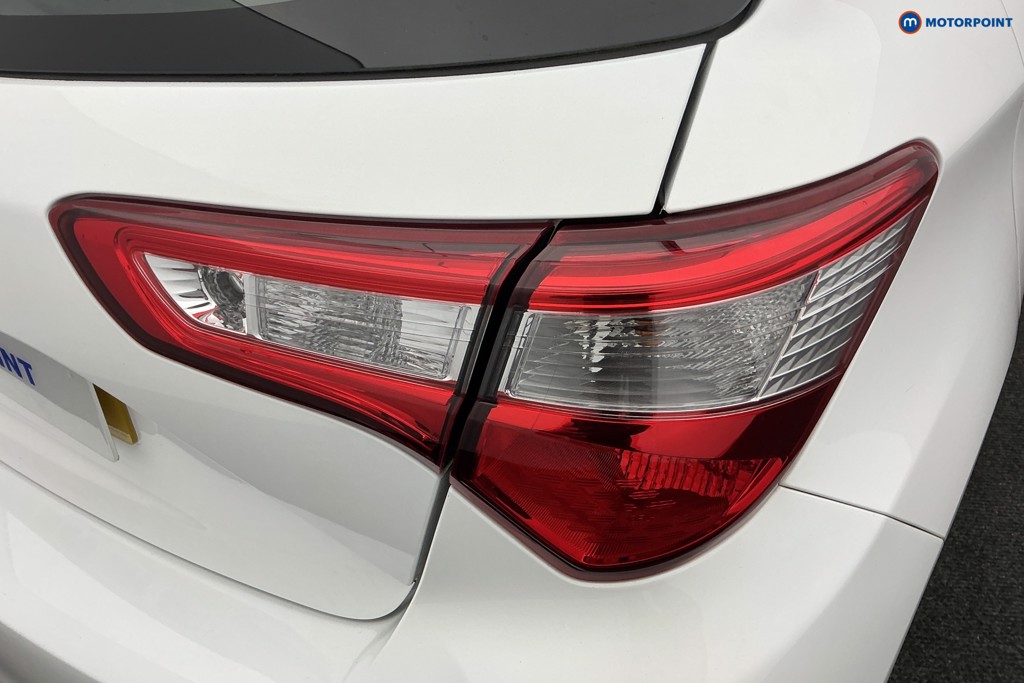 Used Toyota Yaris 2019 for sale - 76394595: Photo 36