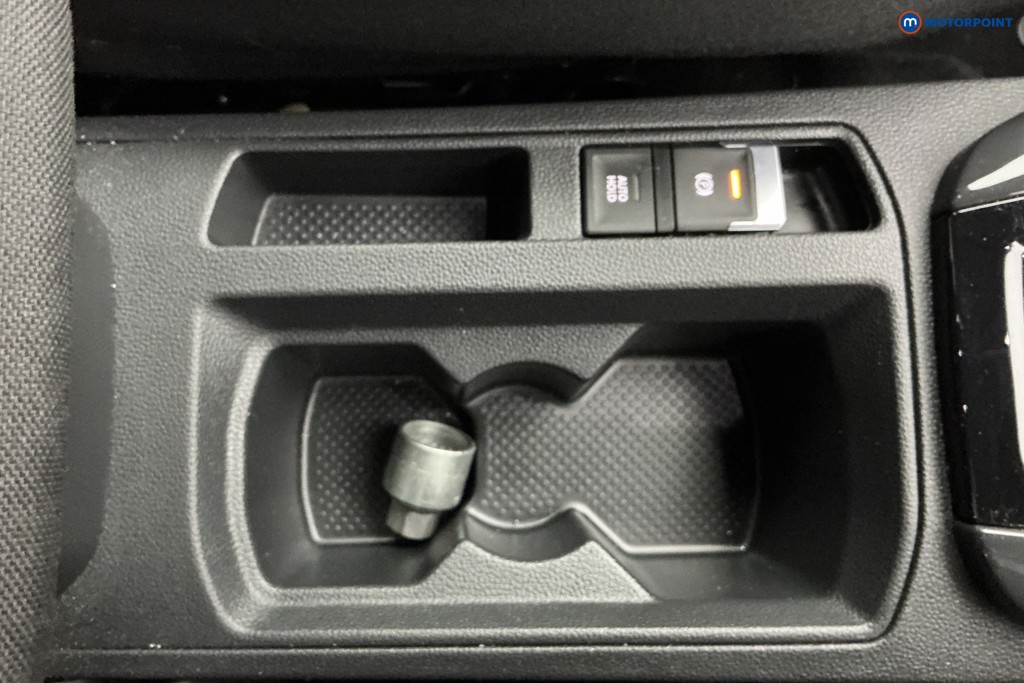 Used Volkswagen T-Roc 2019 for sale - 77036988: Photo 24