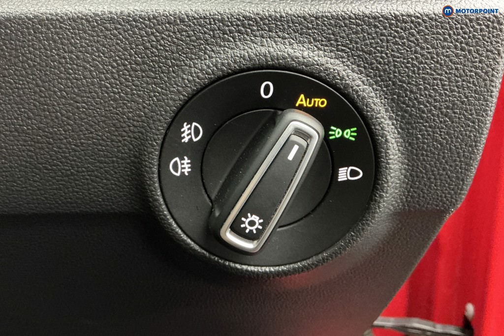 Used Volkswagen T-Roc 2019 for sale - 77036988: Photo 31