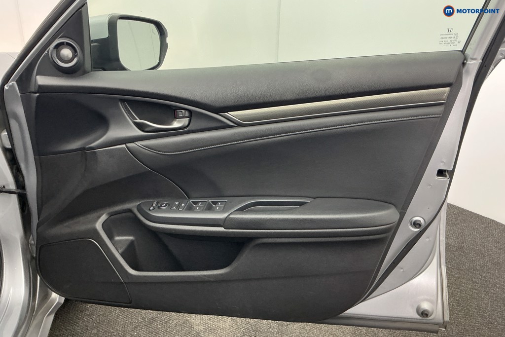 Used Honda Civic 2019 for sale - 77903984: Photo 31