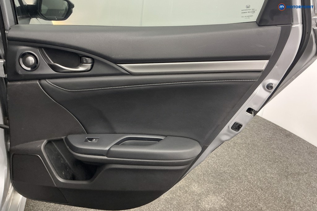 Used Honda Civic 2019 for sale - 77903984: Photo 33