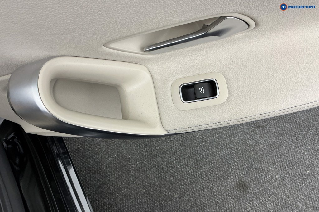 Used Mercedes-Benz A-Class 2021 for sale - 76394645: Photo 31