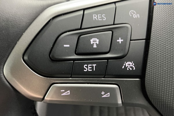Used Volkswagen Polo 2024 for sale - 76303424: Photo 25