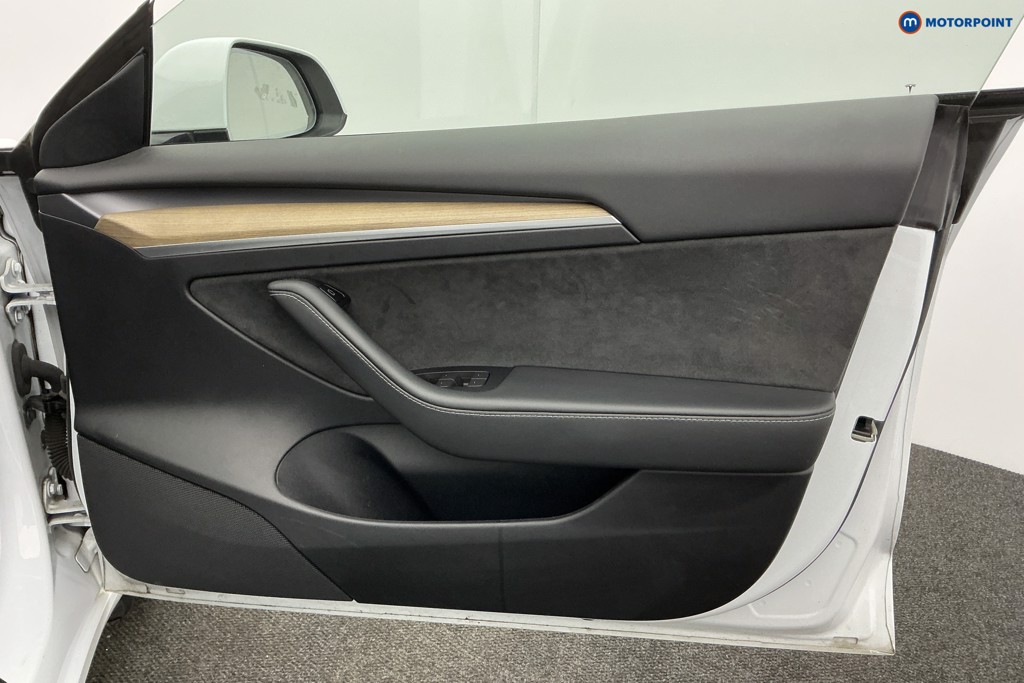 Used Tesla Model 3 2021 for sale - 77327063: Photo 32