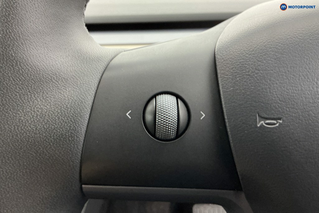 Used Tesla Model Y 2024 for sale - 77665890: Photo 32