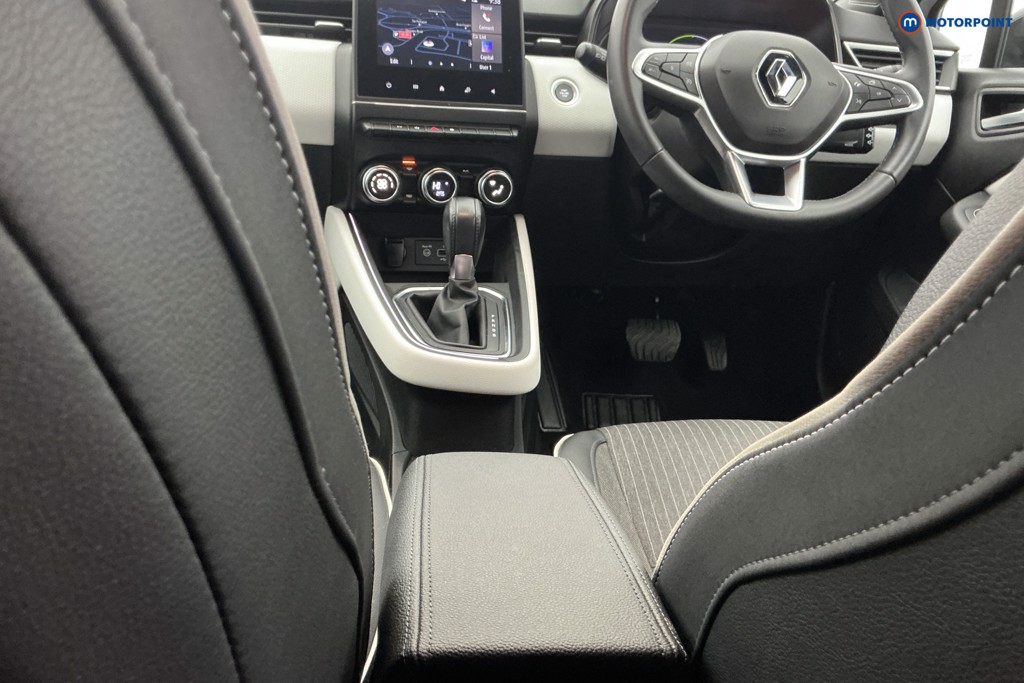 Used Renault Clio 2022 for sale - 76638251: Photo 17