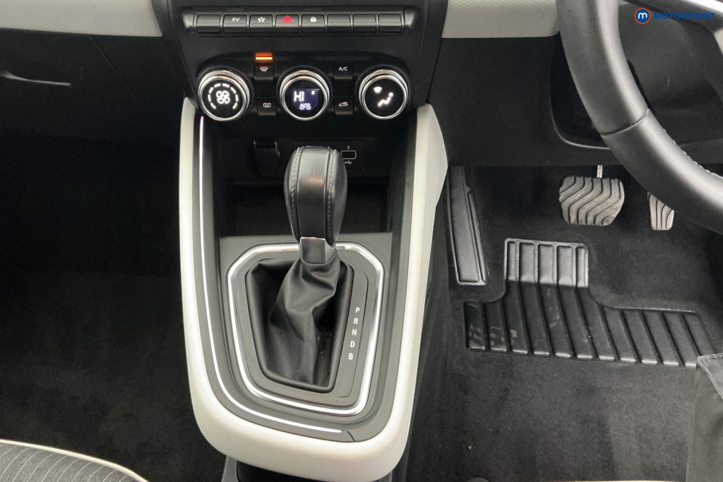 Used Renault Clio 2022 for sale - 76638251: Photo 21