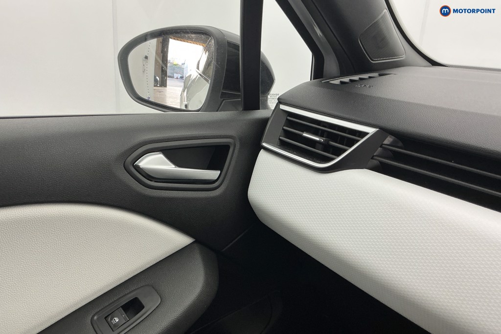 Used Renault Clio 2022 for sale - 76638251: Photo 23