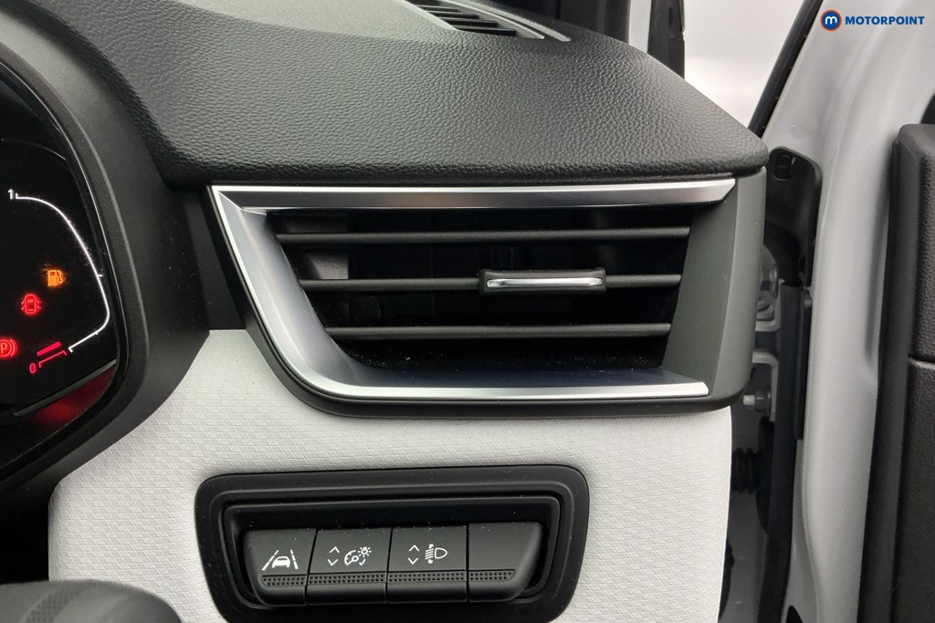 Used Renault Clio 2022 for sale - 76638251: Photo 26