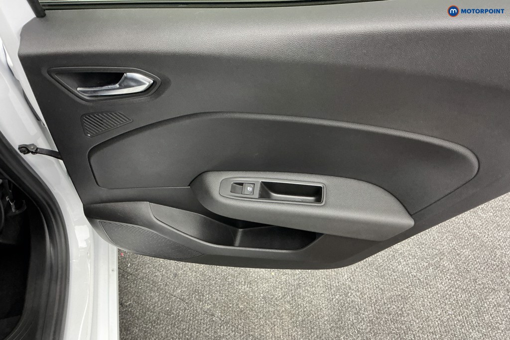 Used Renault Clio 2022 for sale - 76638251: Photo 29