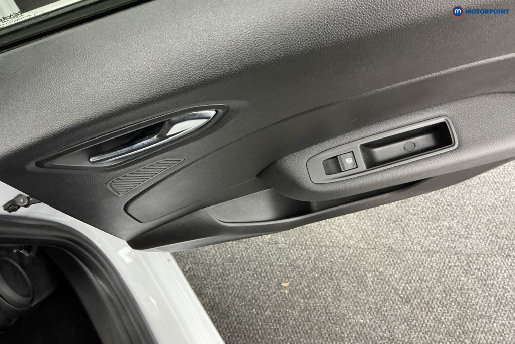 Used Renault Clio 2022 for sale - 76638251: Photo 30