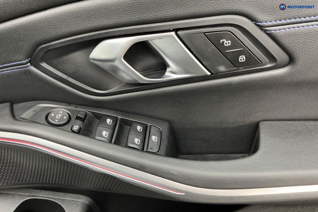 Used BMW 3 Series 2024 for sale - 77003425: Photo 32