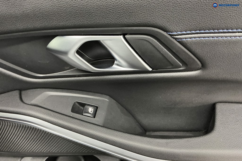 Used BMW 3 Series 2024 for sale - 77003425: Photo 34