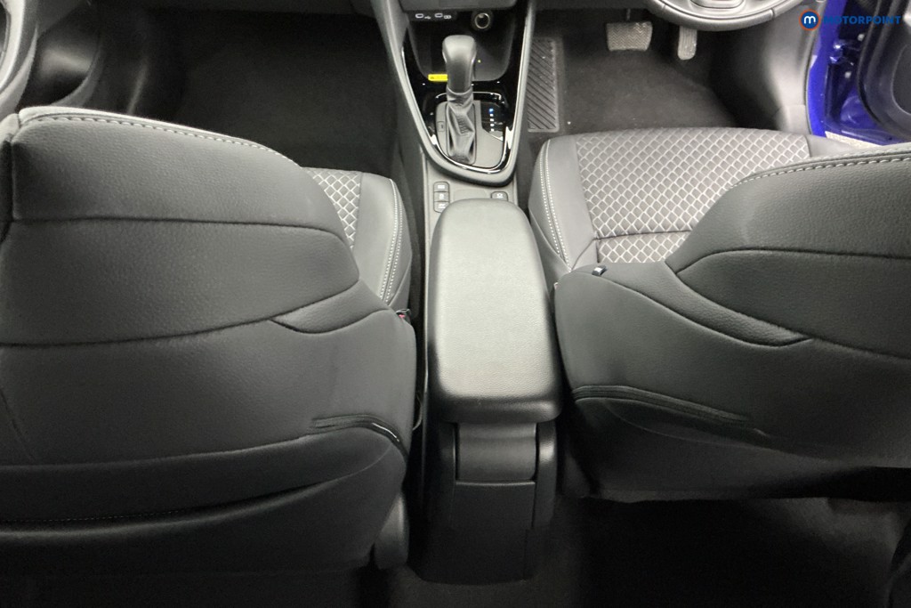 Used Toyota Yaris 2025 for sale - 76972179: Photo 19