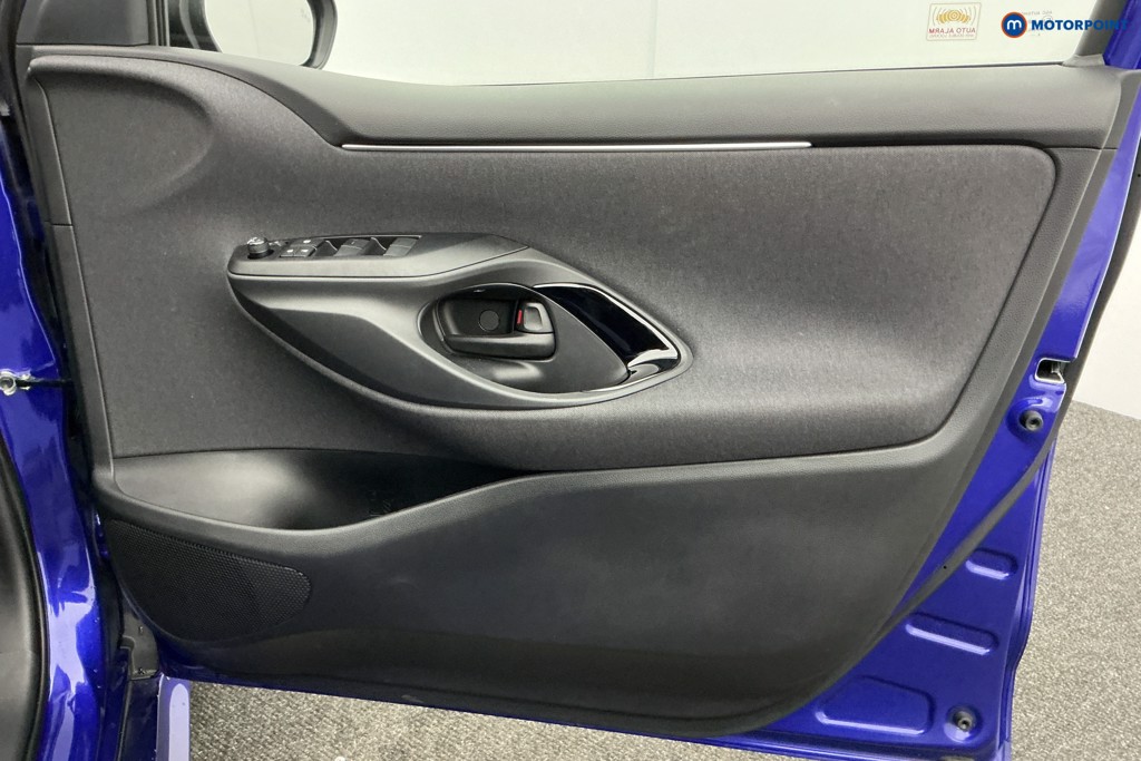 Used Toyota Yaris 2025 for sale - 76972179: Photo 32