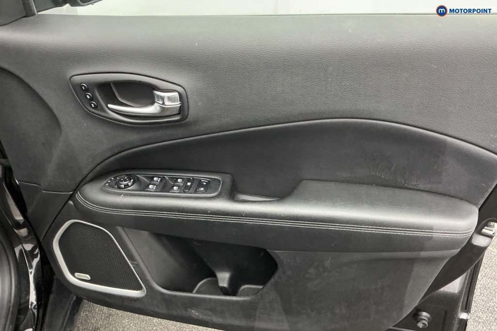 Used Jeep Compass 2021 for sale - 76819532: Photo 30