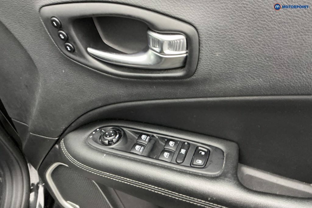 Used Jeep Compass 2021 for sale - 76819532: Photo 31