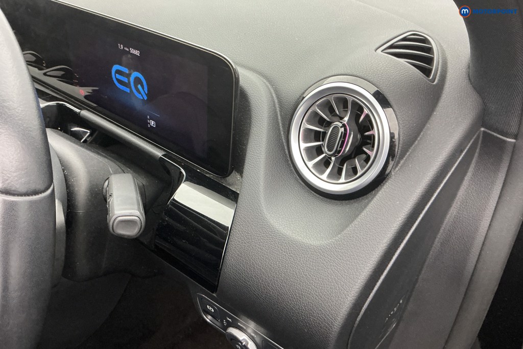 Used Mercedes-Benz EQA 2022 for sale - 76355862: Photo 27